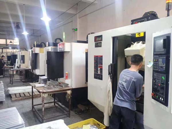 精密数控加工六大问题分析及解决方案